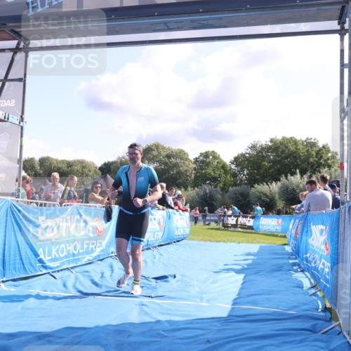 25.08.2024 - Elbe Triathlon Hamburg H.Heesch http://msf.ph/oto/6855708 25.08.2024 10:52:57 Ziel 130, 168 meine-sportfotos.de