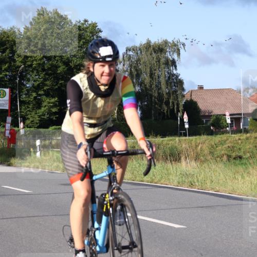 25.08.2024 - Elbe Triathlon Hamburg Fuchs,  Jonas http://msf.ph/oto/6855711 25.08.2024 09:18:59 Radfahren 164, 345, 200, 156, 155 meine-sportfotos.de