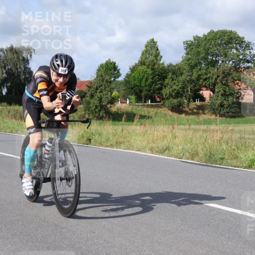 25.08.2024 - Elbe Triathlon Hamburg Fuchs,  Jonas http://msf.ph/oto/6855715 25.08.2024 10:06:14 Radfahren 369, 472, 509 meine-sportfotos.de