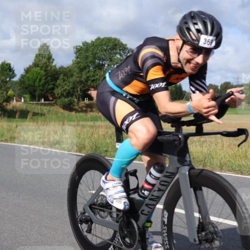 25.08.2024 - Elbe Triathlon Hamburg Fuchs,  Jonas http://msf.ph/oto/6855734 25.08.2024 10:06:15 Radfahren 369, 472, 509 meine-sportfotos.de