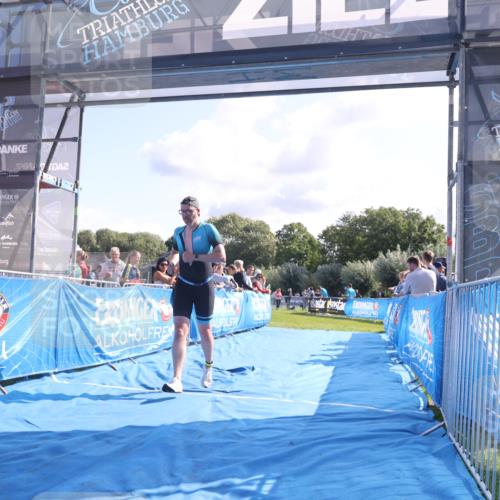 25.08.2024 - Elbe Triathlon Hamburg H.Heesch http://msf.ph/oto/6855749 25.08.2024 10:52:58 Ziel 130, 168 meine-sportfotos.de