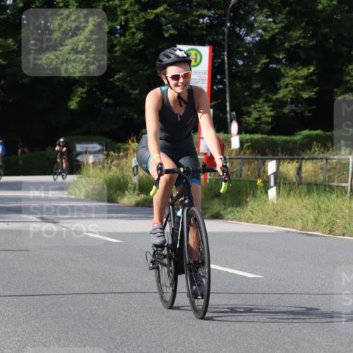 25.08.2024 - Elbe Triathlon Hamburg Fuchs,  Jonas http://msf.ph/oto/6855759 25.08.2024 10:06:17 Radfahren 369, 472, 509, 445, 426 meine-sportfotos.de