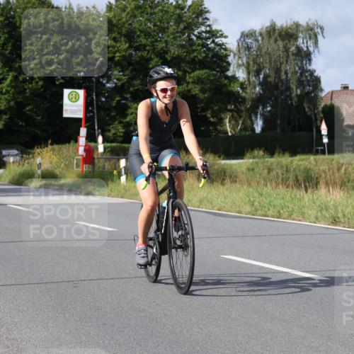 25.08.2024 - Elbe Triathlon Hamburg Fuchs,  Jonas http://msf.ph/oto/6855779 25.08.2024 10:06:18 Radfahren 369, 472, 509, 445, 426 meine-sportfotos.de