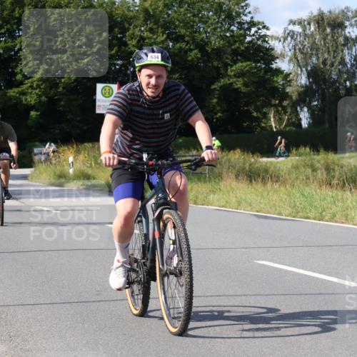 25.08.2024 - Elbe Triathlon Hamburg Fuchs,  Jonas http://msf.ph/oto/6855781 25.08.2024 10:38:51 Radfahren 455, 656, 588, 634, 654, 766, 605, 571 meine-sportfotos.de