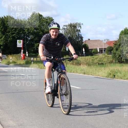 25.08.2024 - Elbe Triathlon Hamburg Fuchs,  Jonas http://msf.ph/oto/6855801 25.08.2024 10:38:51 Radfahren 455, 656, 588, 634, 654, 766, 605, 571 meine-sportfotos.de