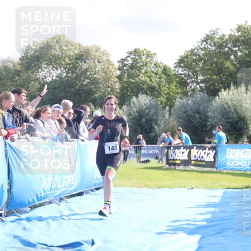 25.08.2024 - Elbe Triathlon Hamburg H.Heesch http://msf.ph/oto/6855827 25.08.2024 10:53:06 Ziel 143 meine-sportfotos.de