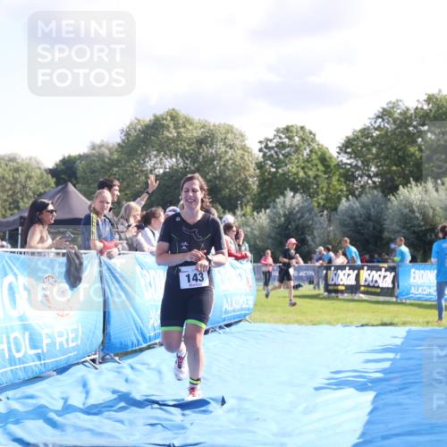 25.08.2024 - Elbe Triathlon Hamburg H.Heesch http://msf.ph/oto/6855894 25.08.2024 10:53:07 Ziel 143 meine-sportfotos.de