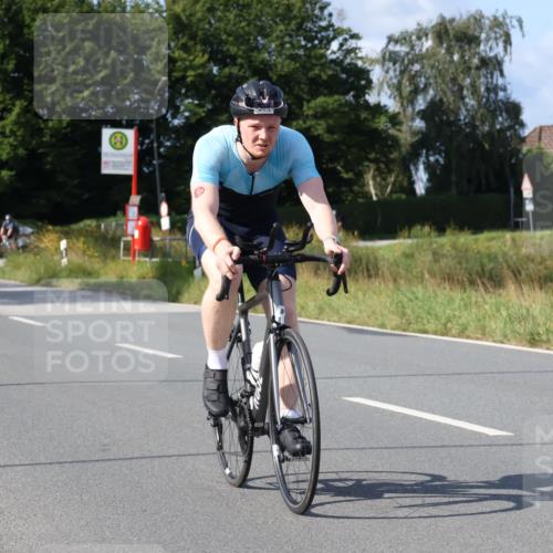 25.08.2024 - Elbe Triathlon Hamburg Fuchs,  Jonas http://msf.ph/oto/6855916 25.08.2024 10:38:56 Radfahren 634, 654, 766, 605, 571, 460, 601, 1435, 798, 795, 450 meine-sportfotos.de