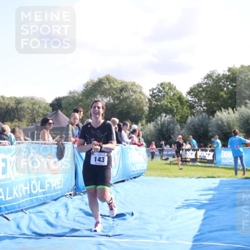25.08.2024 - Elbe Triathlon Hamburg H.Heesch http://msf.ph/oto/6855943 25.08.2024 10:53:07 Ziel 143 meine-sportfotos.de