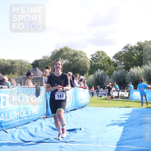 25.08.2024 - Elbe Triathlon Hamburg H.Heesch http://msf.ph/oto/6855950 25.08.2024 10:53:07 Ziel 143 meine-sportfotos.de