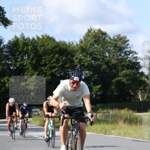 25.08.2024 - Elbe Triathlon Hamburg Fuchs,  Jonas http://msf.ph/oto/6855963 25.08.2024 10:39:00 Radfahren 571, 460, 601, 1435, 798, 795, 450 meine-sportfotos.de
