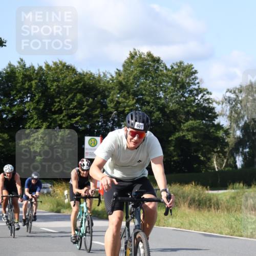 25.08.2024 - Elbe Triathlon Hamburg Fuchs,  Jonas http://msf.ph/oto/6855972 25.08.2024 10:39:00 Radfahren 571, 460, 601, 1435, 798, 795, 450 meine-sportfotos.de