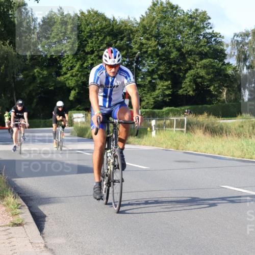 25.08.2024 - Elbe Triathlon Hamburg Fuchs,  Jonas http://msf.ph/oto/6855987 25.08.2024 09:19:18 Radfahren 176, 243, 268, 396, 269, 319 meine-sportfotos.de