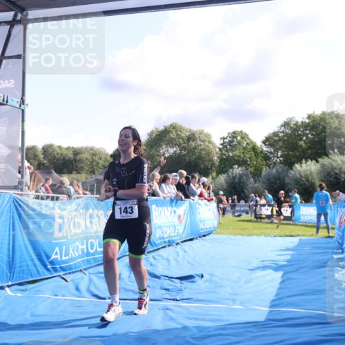 25.08.2024 - Elbe Triathlon Hamburg H.Heesch http://msf.ph/oto/6856009 25.08.2024 10:53:08 Ziel 143 meine-sportfotos.de