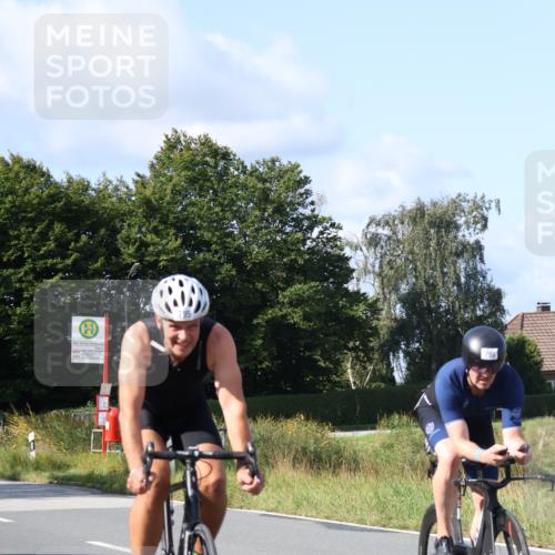 25.08.2024 - Elbe Triathlon Hamburg Fuchs,  Jonas http://msf.ph/oto/6856022 25.08.2024 10:39:02 Radfahren 460, 601, 1435, 798, 795, 450, 633, 674, 512 meine-sportfotos.de