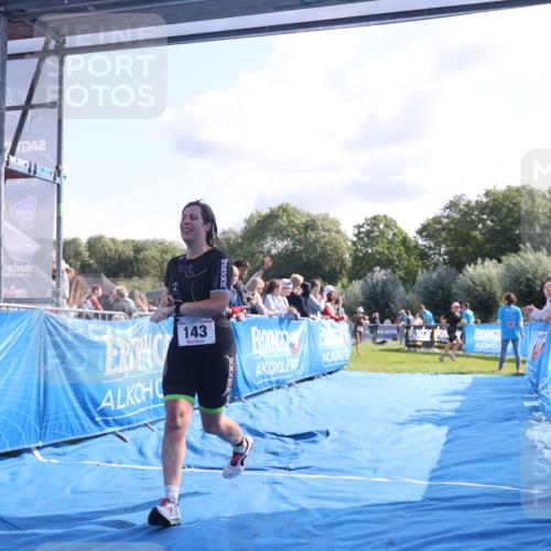 25.08.2024 - Elbe Triathlon Hamburg H.Heesch http://msf.ph/oto/6856031 25.08.2024 10:53:08 Ziel 143 meine-sportfotos.de