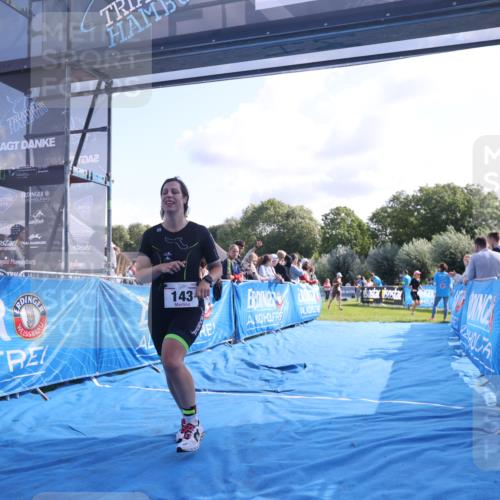 25.08.2024 - Elbe Triathlon Hamburg H.Heesch http://msf.ph/oto/6856064 25.08.2024 10:53:08 Ziel 143 meine-sportfotos.de