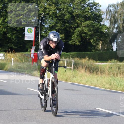 25.08.2024 - Elbe Triathlon Hamburg Fuchs,  Jonas http://msf.ph/oto/6856121 25.08.2024 09:19:26 Radfahren 269, 319, 40 meine-sportfotos.de