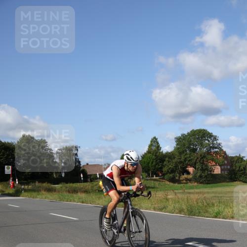 25.08.2024 - Elbe Triathlon Hamburg Fuchs,  Jonas http://msf.ph/oto/6856132 25.08.2024 10:39:15 Radfahren 773, 678, 495 meine-sportfotos.de