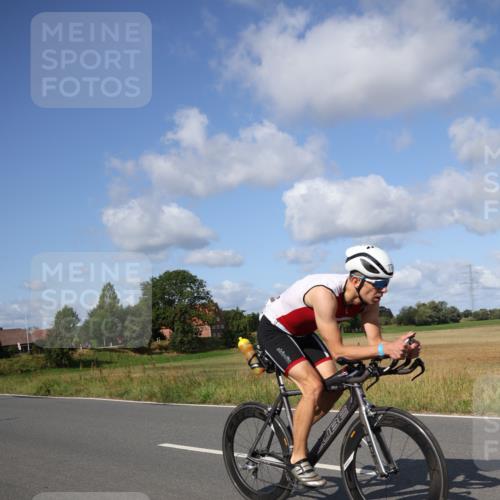 25.08.2024 - Elbe Triathlon Hamburg Fuchs,  Jonas http://msf.ph/oto/6856145 25.08.2024 10:39:15 Radfahren 773, 678, 495 meine-sportfotos.de