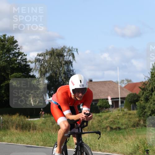 25.08.2024 - Elbe Triathlon Hamburg Fuchs,  Jonas http://msf.ph/oto/6856153 25.08.2024 10:39:20 Radfahren 773, 678, 495, 509, 1433 meine-sportfotos.de