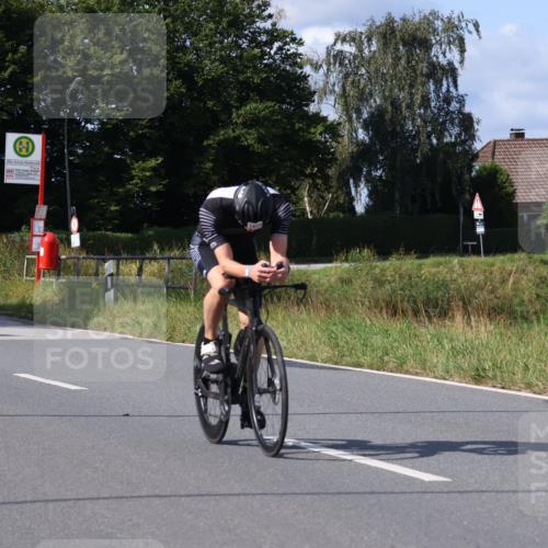 25.08.2024 - Elbe Triathlon Hamburg Fuchs,  Jonas http://msf.ph/oto/6856236 25.08.2024 10:39:26 Radfahren 495, 509, 1433, 784, 1428, 476, 657 meine-sportfotos.de