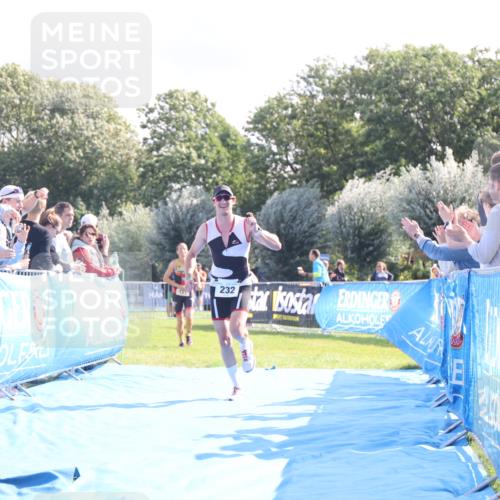 25.08.2024 - Elbe Triathlon Hamburg H.Heesch http://msf.ph/oto/6856287 25.08.2024 10:53:29 Ziel 125, 209, 232 meine-sportfotos.de