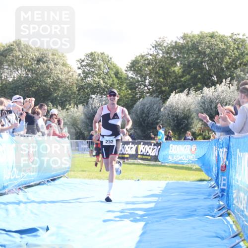 25.08.2024 - Elbe Triathlon Hamburg H.Heesch http://msf.ph/oto/6856321 25.08.2024 10:53:29 Ziel 125, 209, 232 meine-sportfotos.de