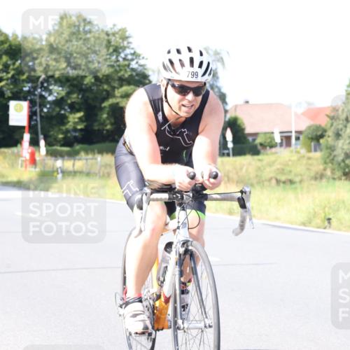 25.08.2024 - Elbe Triathlon Hamburg Fuchs,  Jonas http://msf.ph/oto/6856345 25.08.2024 10:39:43 Radfahren 1440, 1459, 799, 770, 776, 596 meine-sportfotos.de