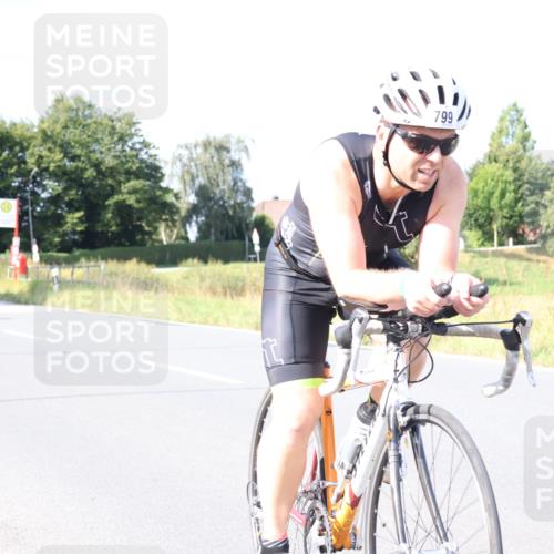 25.08.2024 - Elbe Triathlon Hamburg Fuchs,  Jonas http://msf.ph/oto/6856351 25.08.2024 10:39:43 Radfahren 1440, 1459, 799, 770, 776, 596 meine-sportfotos.de