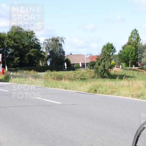 25.08.2024 - Elbe Triathlon Hamburg Fuchs,  Jonas http://msf.ph/oto/6856356 25.08.2024 10:39:43 Radfahren 1440, 1459, 799, 770, 776, 596 meine-sportfotos.de