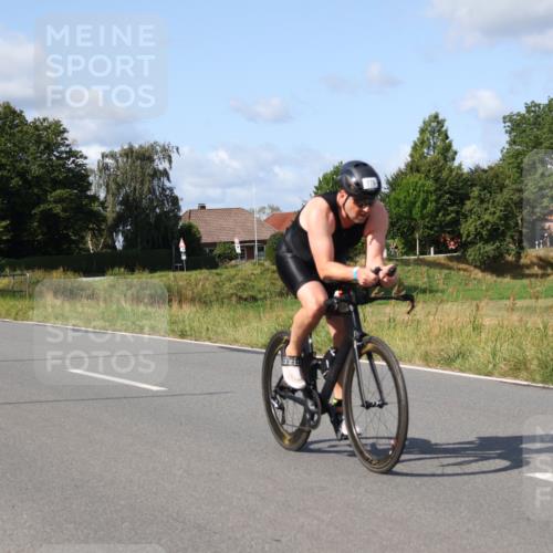25.08.2024 - Elbe Triathlon Hamburg Fuchs,  Jonas http://msf.ph/oto/6856378 25.08.2024 10:39:45 Radfahren 1440, 1459, 799, 770, 776, 596, 1456, 690 meine-sportfotos.de