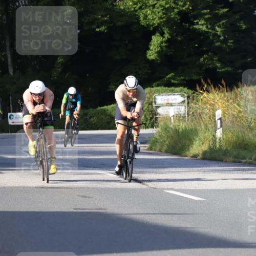 25.08.2024 - Elbe Triathlon Hamburg Fuchs,  Jonas http://msf.ph/oto/6856380 25.08.2024 09:19:50 Radfahren 199, 281, 99, 38, 48 meine-sportfotos.de