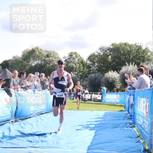 25.08.2024 - Elbe Triathlon Hamburg H.Heesch http://msf.ph/oto/6856400 25.08.2024 10:53:30 Ziel 125, 232 meine-sportfotos.de