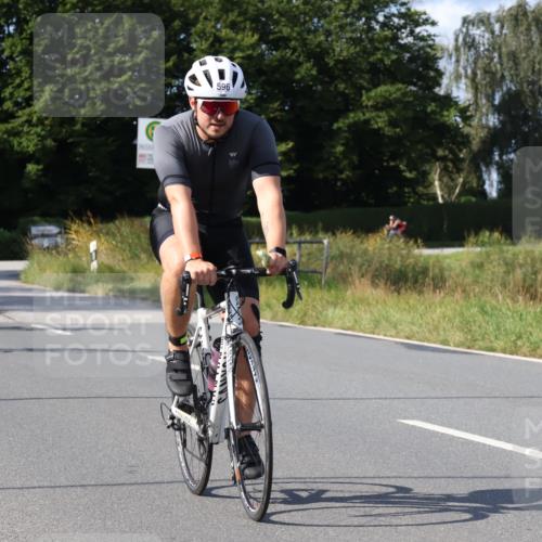 25.08.2024 - Elbe Triathlon Hamburg Fuchs,  Jonas http://msf.ph/oto/6856407 25.08.2024 10:39:49 Radfahren 770, 776, 596, 1456, 690 meine-sportfotos.de
