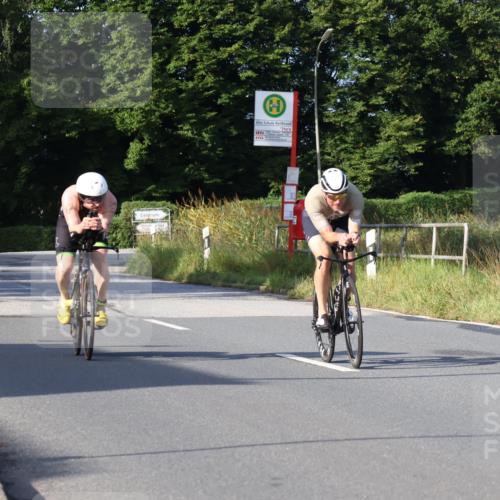 25.08.2024 - Elbe Triathlon Hamburg Fuchs,  Jonas http://msf.ph/oto/6856422 25.08.2024 09:19:52 Radfahren 281, 99, 38, 48 meine-sportfotos.de