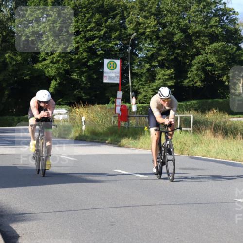 25.08.2024 - Elbe Triathlon Hamburg Fuchs,  Jonas http://msf.ph/oto/6856428 25.08.2024 09:19:52 Radfahren 281, 99, 38, 48 meine-sportfotos.de