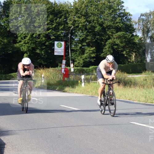 25.08.2024 - Elbe Triathlon Hamburg Fuchs,  Jonas http://msf.ph/oto/6856435 25.08.2024 09:19:52 Radfahren 281, 99, 38, 48 meine-sportfotos.de