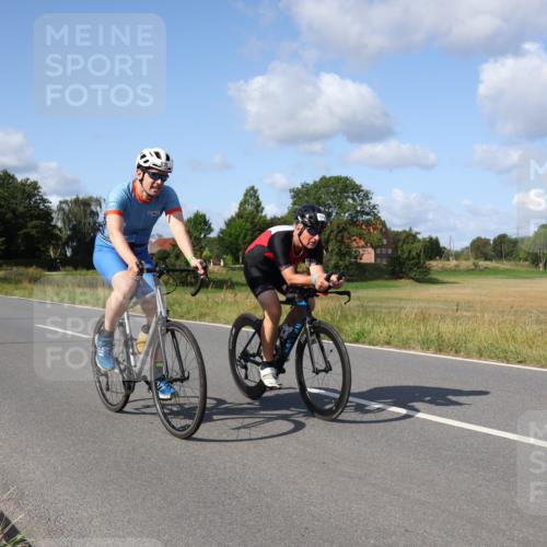 25.08.2024 - Elbe Triathlon Hamburg Fuchs,  Jonas http://msf.ph/oto/6856476 25.08.2024 10:39:51 Radfahren 776, 596, 1456, 690 meine-sportfotos.de