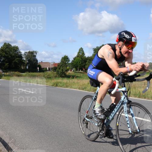 25.08.2024 - Elbe Triathlon Hamburg Fuchs,  Jonas http://msf.ph/oto/6856523 25.08.2024 10:40:01 Radfahren 1422, 676, 661 meine-sportfotos.de