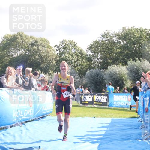 25.08.2024 - Elbe Triathlon Hamburg H.Heesch http://msf.ph/oto/6856538 25.08.2024 10:53:32 Ziel 125, 232 meine-sportfotos.de