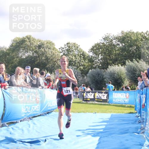 25.08.2024 - Elbe Triathlon Hamburg H.Heesch http://msf.ph/oto/6856559 25.08.2024 10:53:32 Ziel 125, 232 meine-sportfotos.de