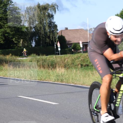 25.08.2024 - Elbe Triathlon Hamburg Fuchs,  Jonas http://msf.ph/oto/6856564 25.08.2024 09:20:07 Radfahren 232, 172, 336 meine-sportfotos.de