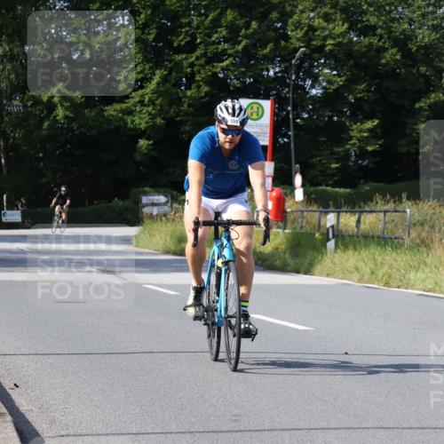 25.08.2024 - Elbe Triathlon Hamburg Fuchs,  Jonas http://msf.ph/oto/6856589 25.08.2024 10:40:11 Radfahren 661, 559, 653 meine-sportfotos.de