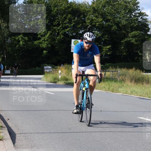 25.08.2024 - Elbe Triathlon Hamburg Fuchs,  Jonas http://msf.ph/oto/6856602 25.08.2024 10:40:11 Radfahren 661, 559, 653 meine-sportfotos.de