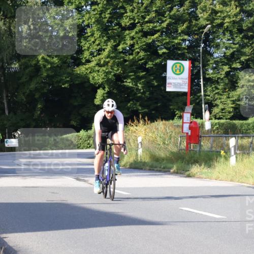 25.08.2024 - Elbe Triathlon Hamburg Fuchs,  Jonas http://msf.ph/oto/6856626 25.08.2024 09:20:13 Radfahren 336, 263, 279, 322 meine-sportfotos.de