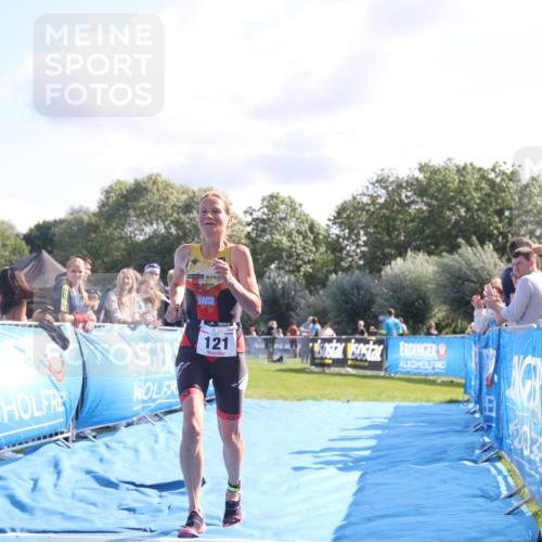 25.08.2024 - Elbe Triathlon Hamburg H.Heesch http://msf.ph/oto/6856629 25.08.2024 10:53:33 Ziel 125, 232 meine-sportfotos.de