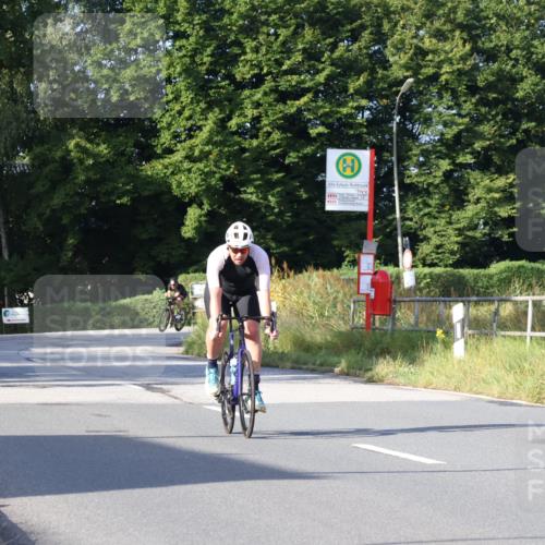 25.08.2024 - Elbe Triathlon Hamburg Fuchs,  Jonas http://msf.ph/oto/6856630 25.08.2024 09:20:14 Radfahren 263, 279, 322, 313 meine-sportfotos.de
