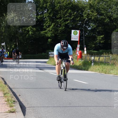 25.08.2024 - Elbe Triathlon Hamburg Fuchs,  Jonas http://msf.ph/oto/6856633 25.08.2024 10:40:14 Radfahren 559, 653, 645, 306, 771 meine-sportfotos.de