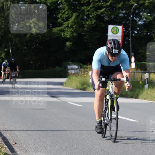 25.08.2024 - Elbe Triathlon Hamburg Fuchs,  Jonas http://msf.ph/oto/6856638 25.08.2024 10:40:14 Radfahren 559, 653, 645, 306, 771 meine-sportfotos.de